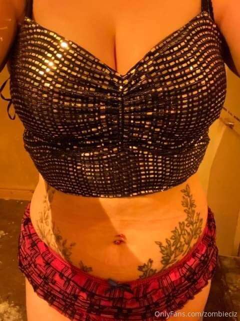 Zombieciz - Onlyfans - 30 Oct, 2020 3
