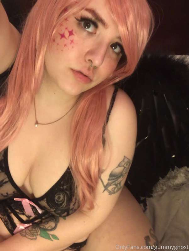 I’m your fallen angel, fix my broken wings 💕 40