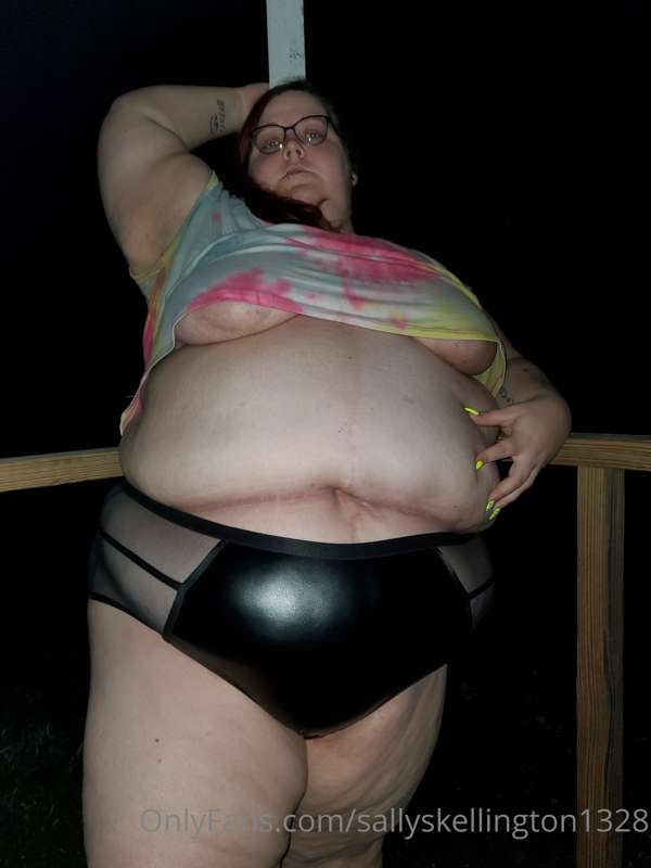 Love being dirty on my back porch 2