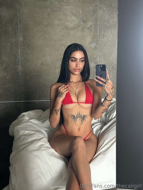 I'LL MAKE YOUR DICK HARD DADDY 😏💖 Can't believe I'm showing ..
