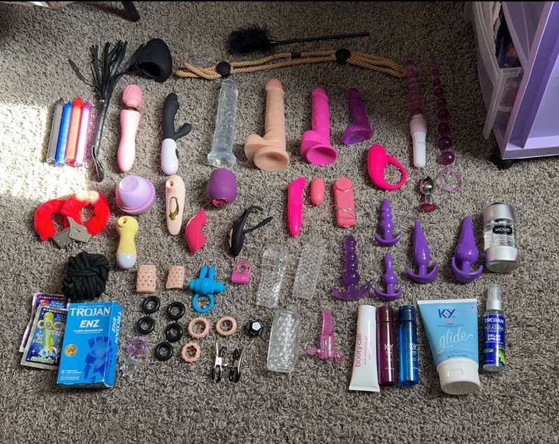 Which toy do you want to watch us use?😏