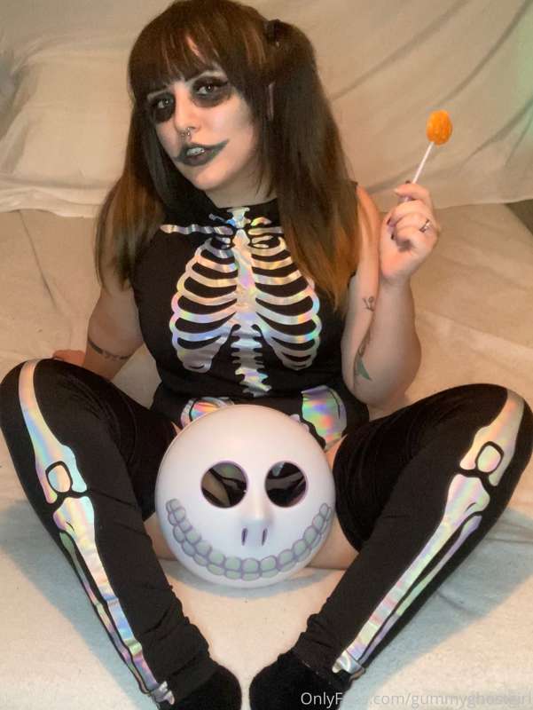 Barrel cosplay from the Nightmare Before Christmas 💀🎃 6