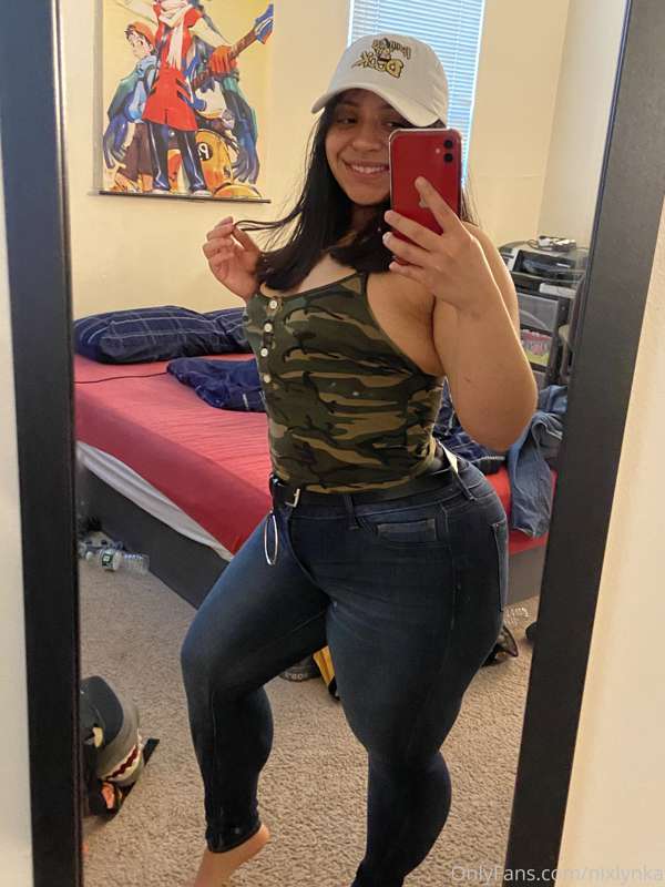 What do you think about me in jeans, Daddy? I need more huh?.. 17