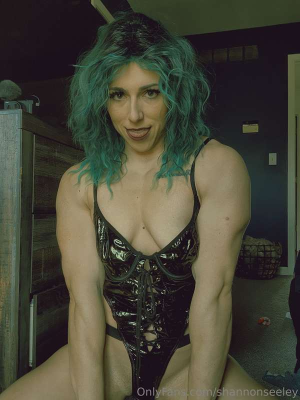 I have some new fun stuff uploading this week and tonight fo.. 1