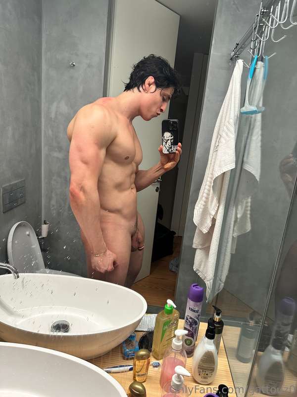 Gattouz0 - Onlyfans - 17 Feb, 2025