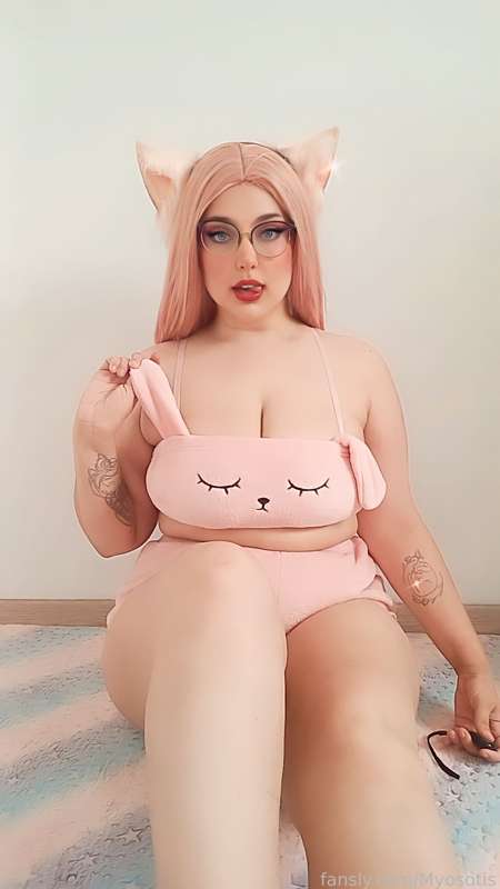 DM