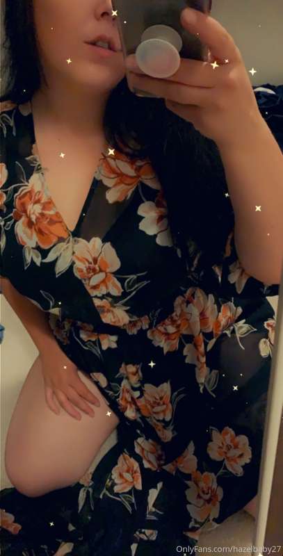 Imagining your face in between my thighs 😘 message for reque..