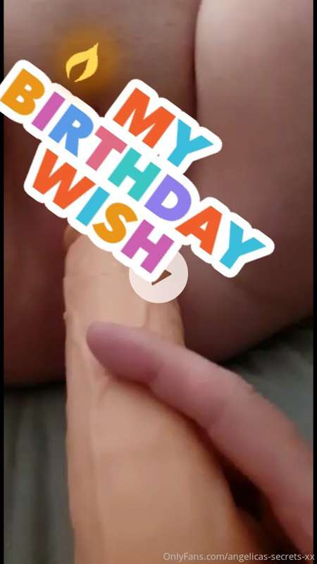 5:30 mins of my boyfriend fucking my tight pussy, listen to ..