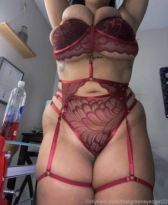 I got the largest size but ya know big titty problems. Still.. 8