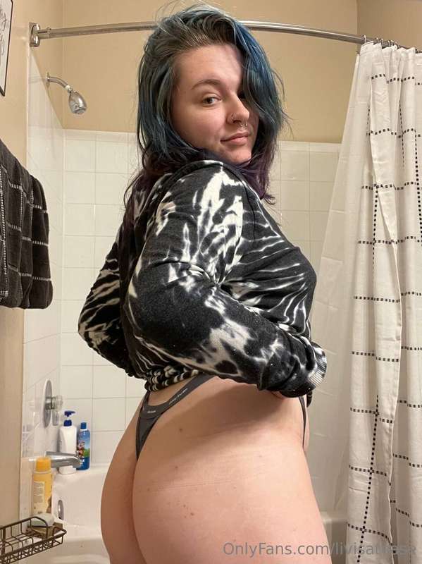 😘