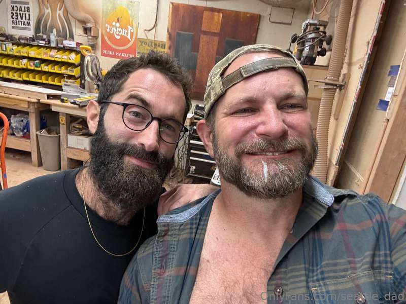 Gloryhole lovers!I have a very hot gh video coming tomorrow .. 4