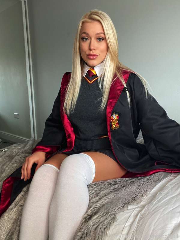 Horny Potter and Whoremione Granger just had the most incred.. 10