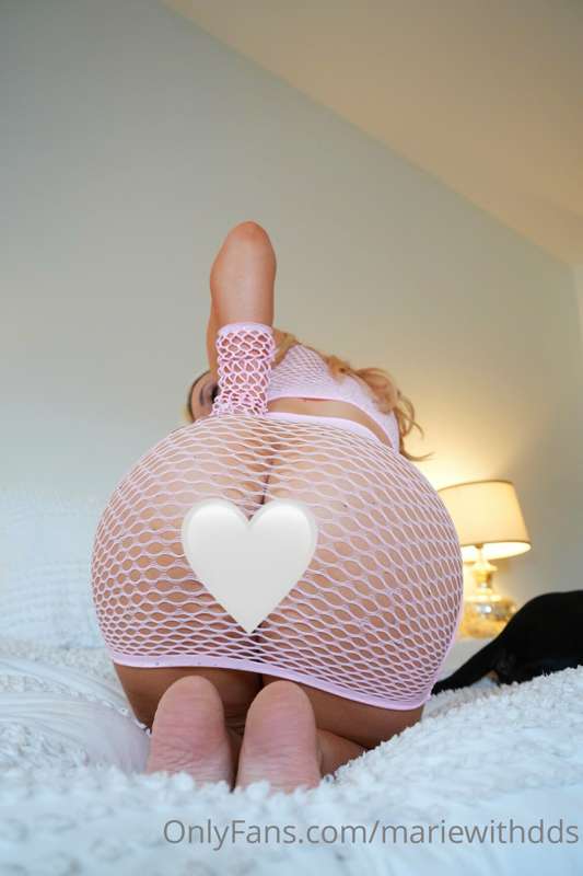 Message me “RENEW ON❤️“ to receive this free pic from me! Ye..