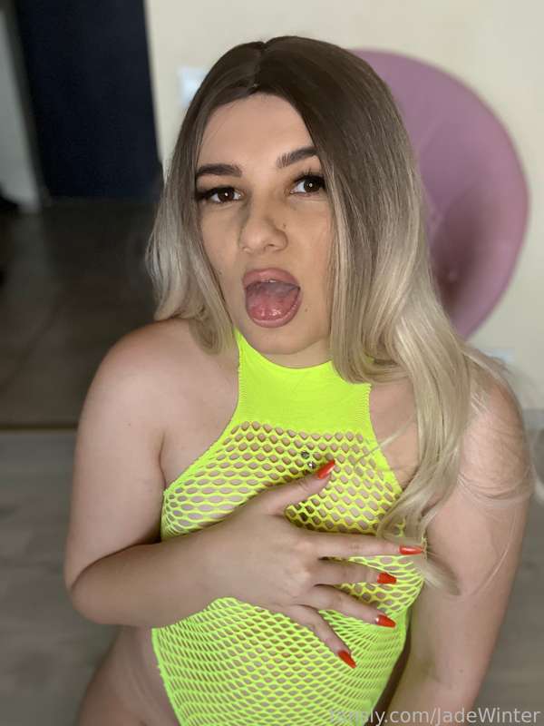 Jadewinter - Fansly - 14 Mar, 2023