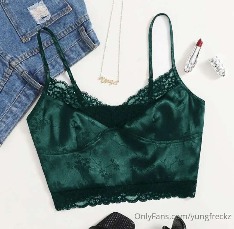 Tomorrows top 😅 I alredy posted a pic in this on IG but I've..