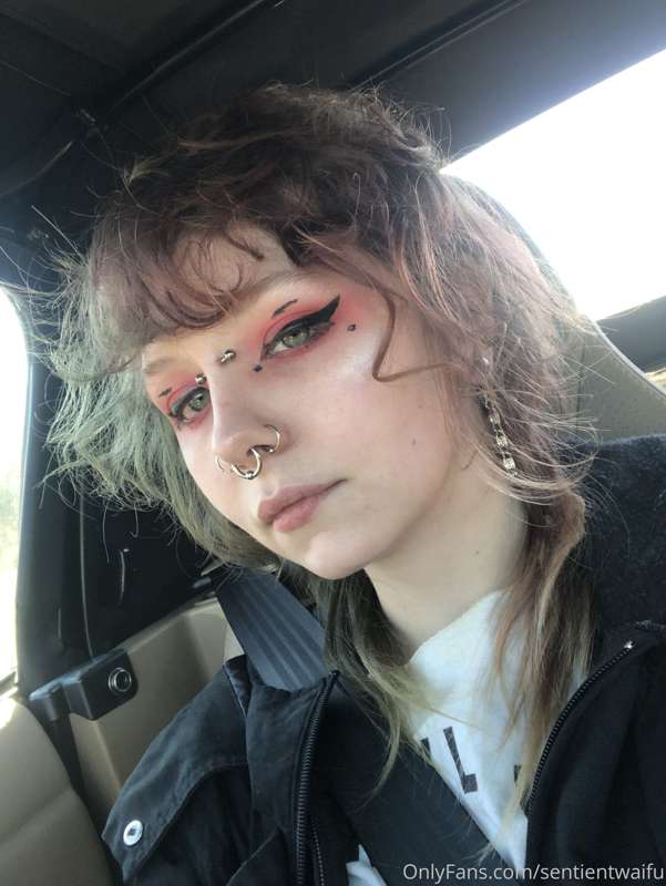 Got all cute today, just wanted to share <3 
I’m indecisive ..