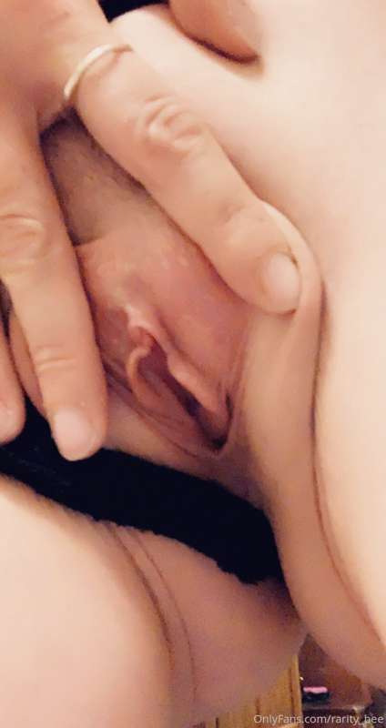 It’s craving cock right now 🤤