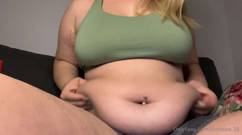 In this video your former fitness influencer girlfriend(blon.. 3