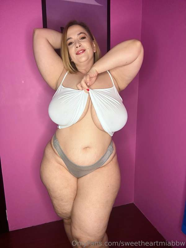 Thursday tease ! 16