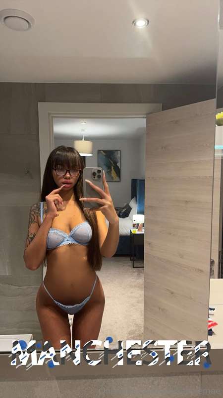 My girl just set her vip page to FREE be quick @goatthroatba.. 2