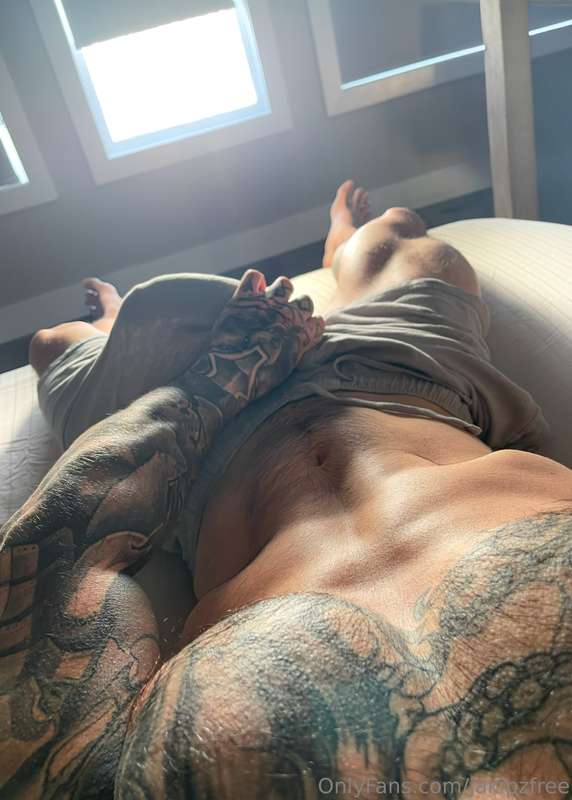 Do you like my shorts 😏..?Cum play w/me 😉🔞👉 @Jakipz Onlyfans..