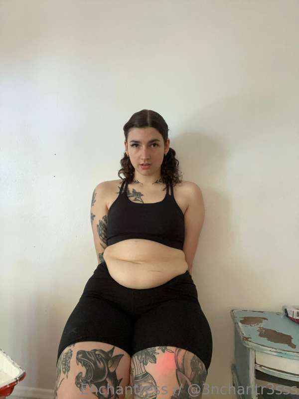 Fuck my thighs are blowing up 1