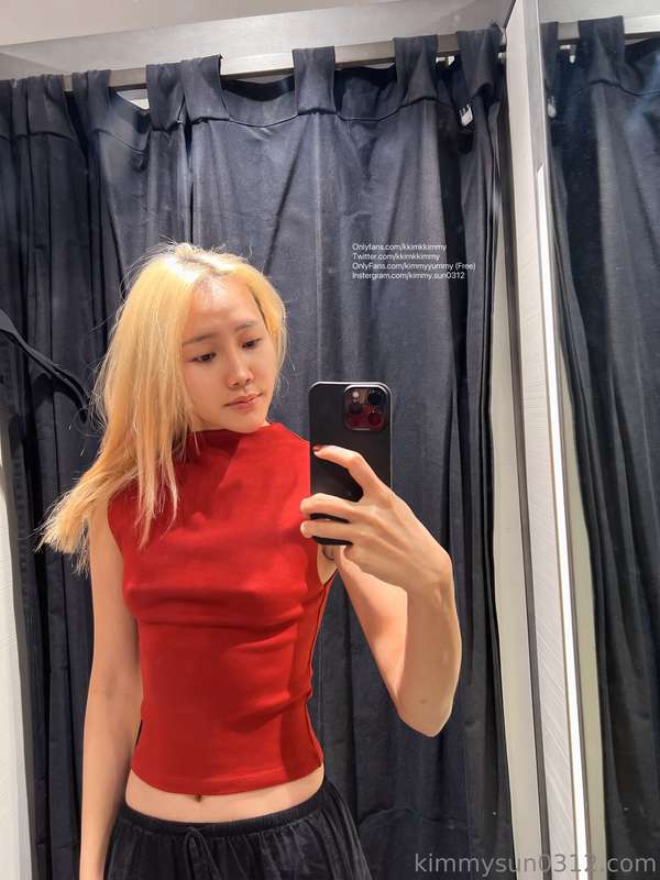 Do you like me in red? 2