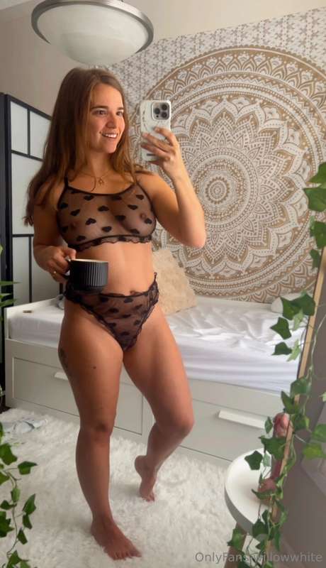 do you guys like my new lingerie? 🖤 2