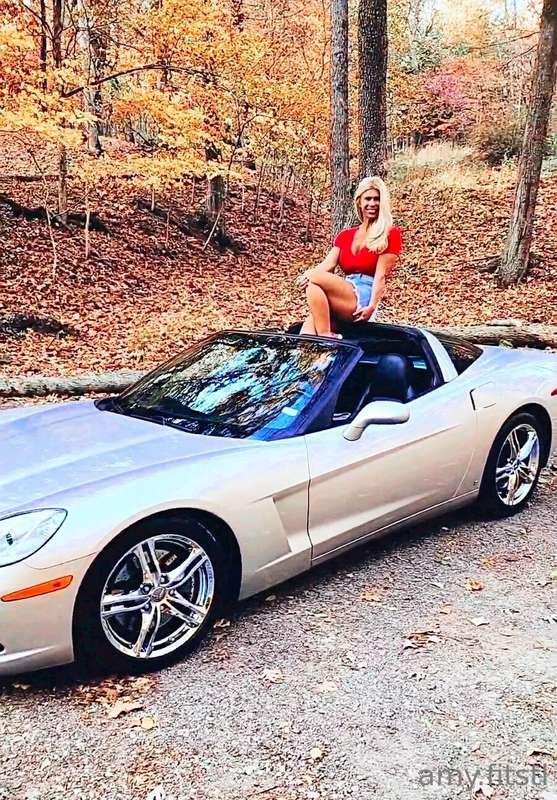 Fall Vette Rides are my favorite 🍁🍂🥰