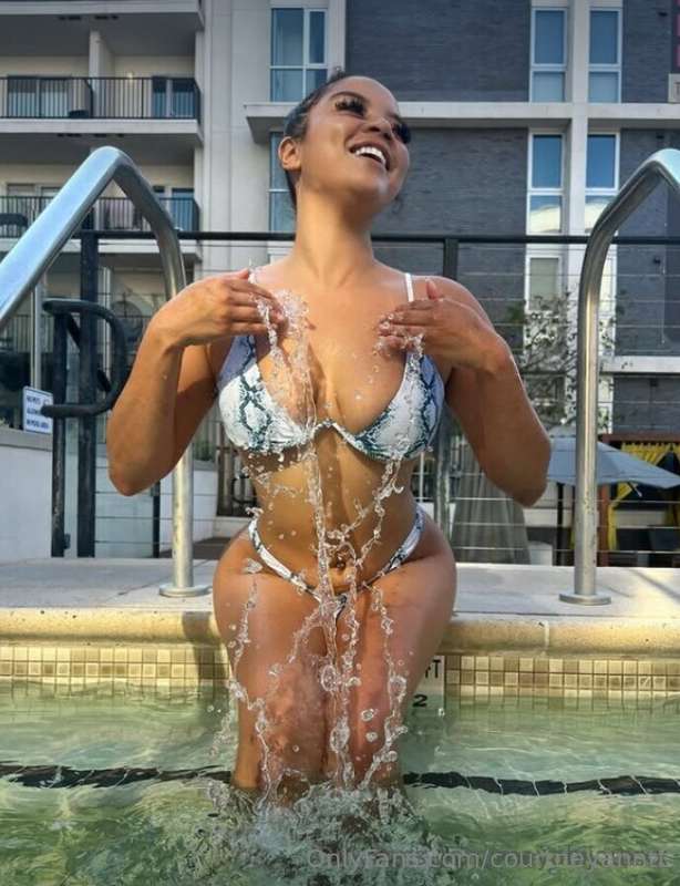 Your favorite mixed girl @mayabijouxxx is waiting to hear al.. 2