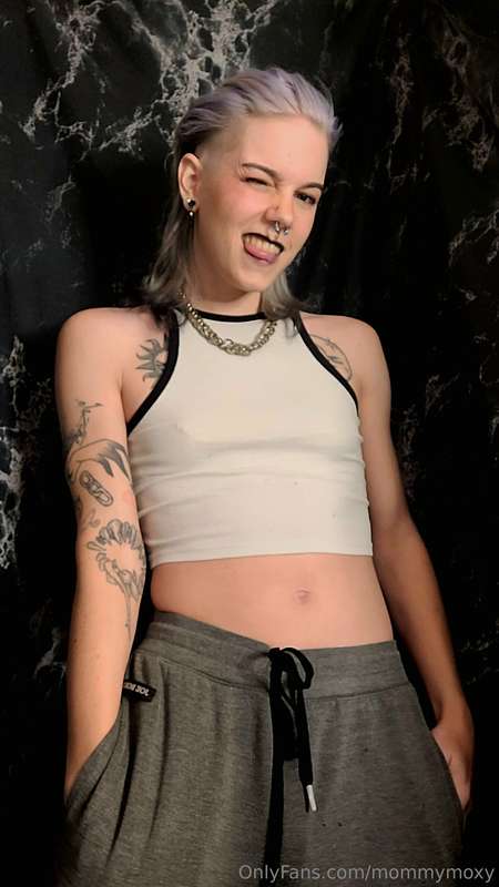 HardFemme gets hard in her sweatpants 16