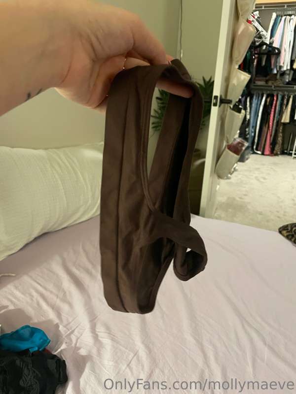 👙 **PANTIES & SOCKS 1/2 OFF WHEN YOU PURCHASE IN TOKENS ON M.. 33