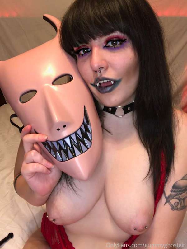 Lock ❤️ Now I’ve cosplayed all 3 of Boogey’s boys! 13