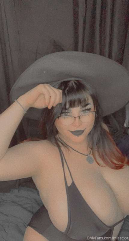 Cute little witch❤️❤️❤️