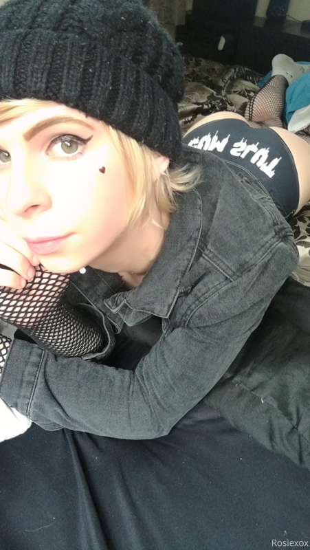 Cum slut 5/? x lotta Selfie 2