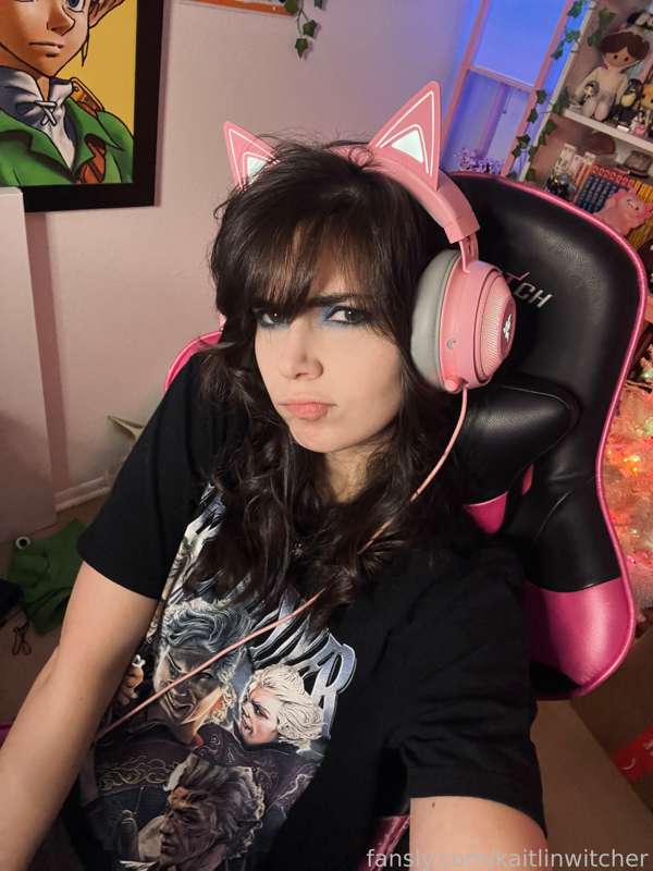 Kaitlinwitcher - Fansly - 13 Dec, 2023