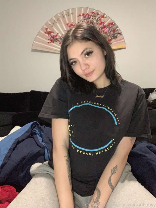 happy saturday ! heading to bed i’m feeling a bit down ): ki..