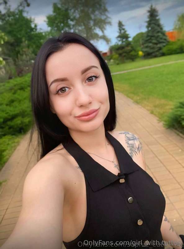 🔥@sophie_cute_free IS WET RIGHT NOW💦💦💦  I'm feeling extra na..