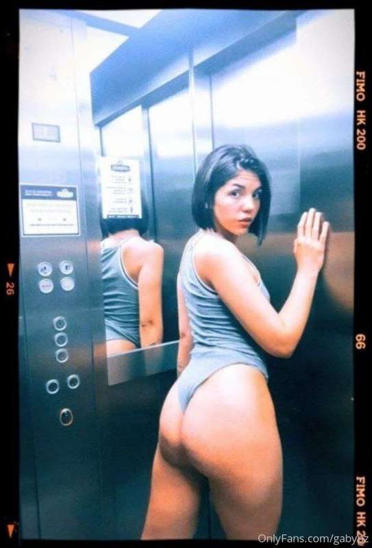 🆓️ NAUGHTY & K I N K Y💦 🦄 @miaxxxwallace  @miaxxxwallace 💫 Y..