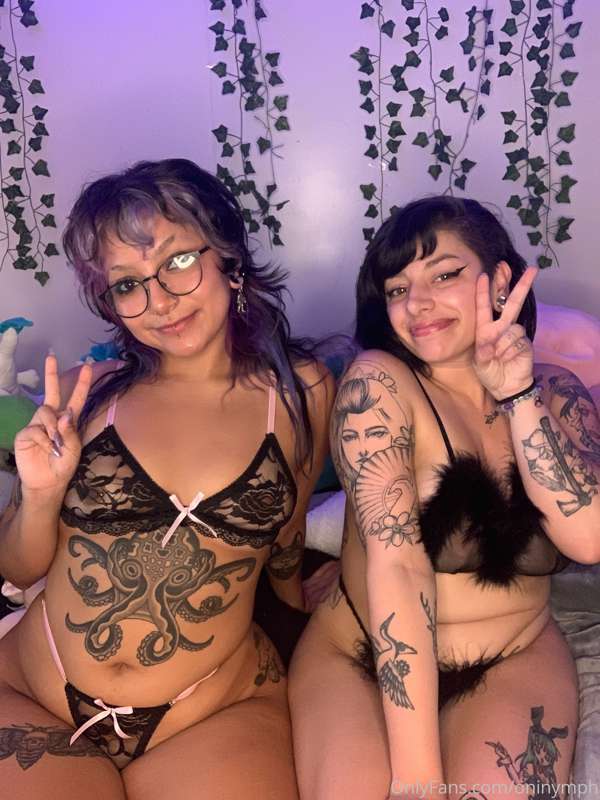 nude photo set with @lunagh0ul going out (today or tmr 👀) 5
