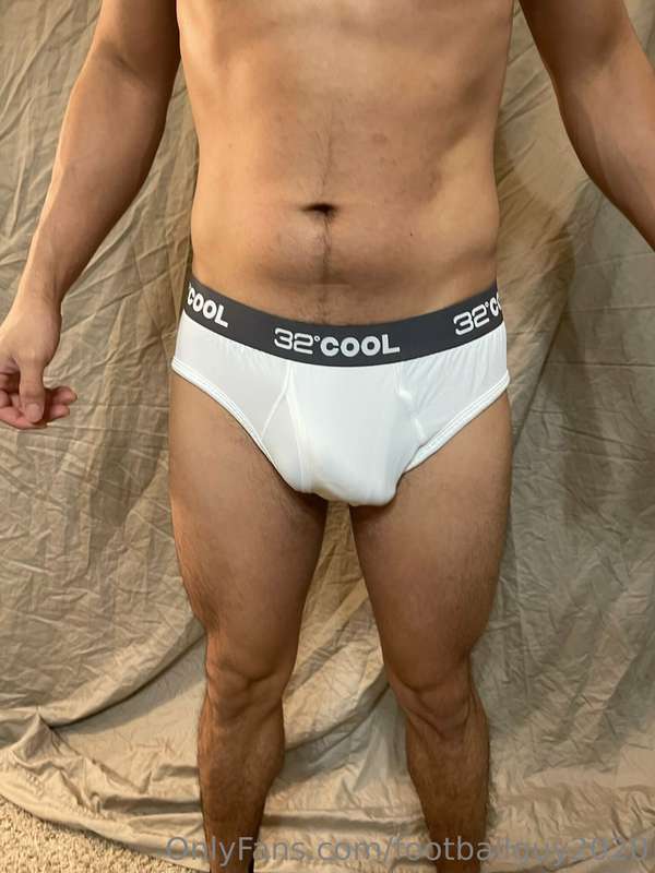 PVT Martinez shows off his goods lol set 4