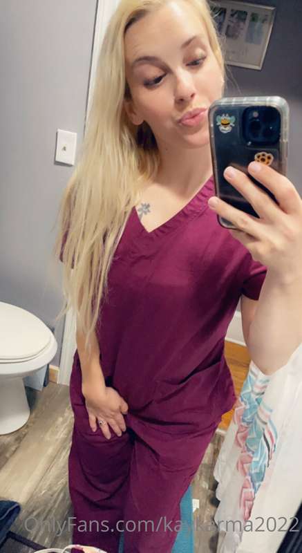 Overnight shift, imagine having me as your naughty nurse… 😉