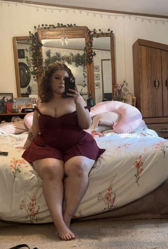 Fatassgoddess - Onlyfans - 01 Mar, 2025 2