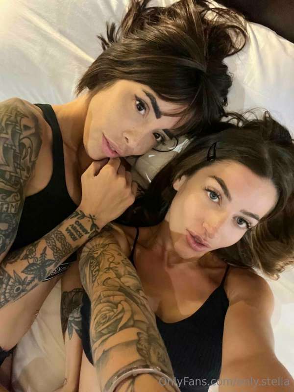 🍏Baby ti ricordi della mia amica Francesca? ✨
Alla fine non .. 1
