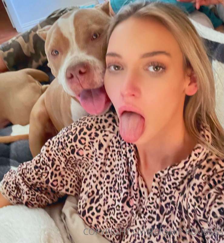 Besties 🐶🐶