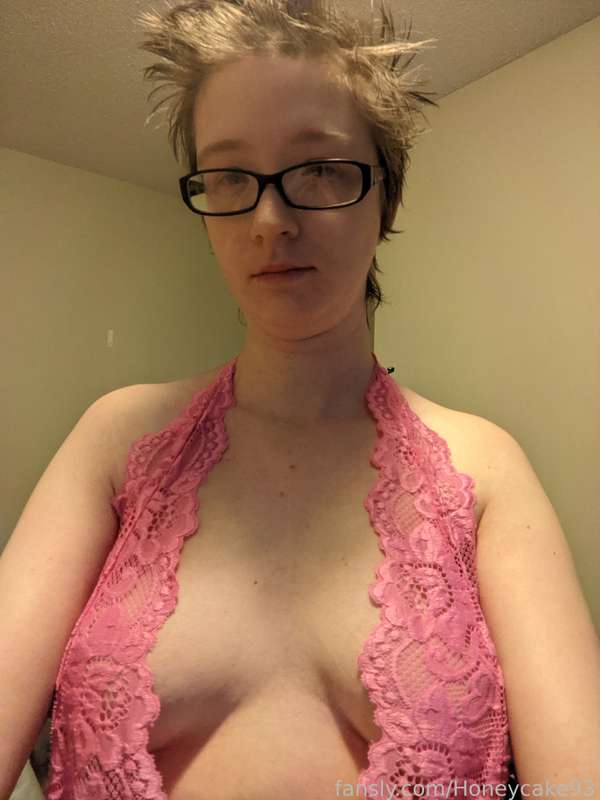 Honeycake93 - Fansly - 12 Dec, 2023 38