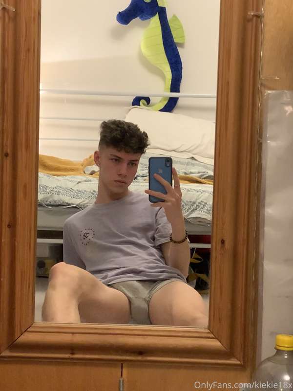 Swipe to see them off 🍆😈