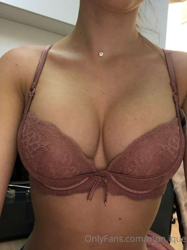 Mon.Ique - Onlyfans - 21 Feb, 2022