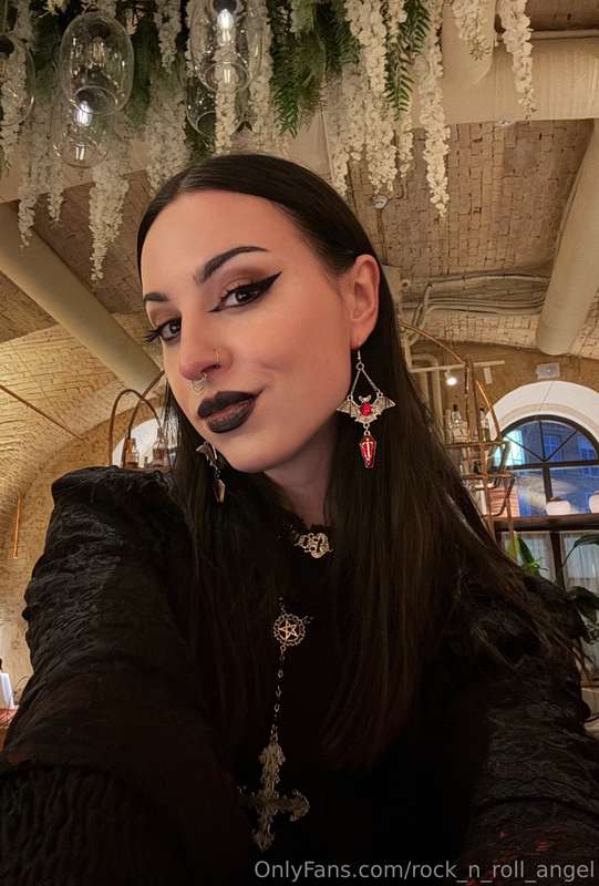 🖤Gothic girl🖤