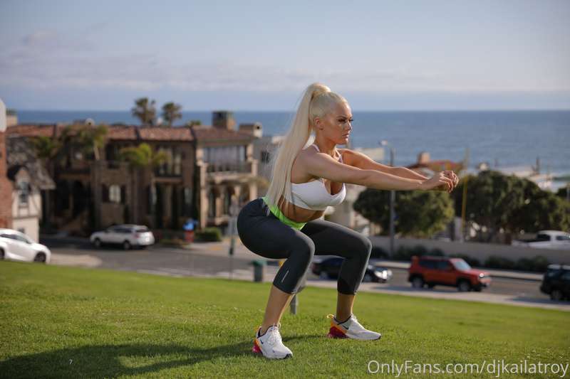 Workout & Yoga Today !!! Is the only thing I’m focusing on ❤..